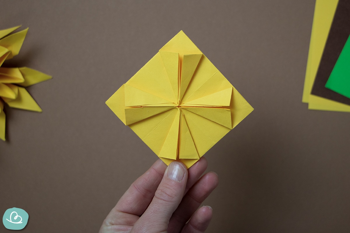 Faltanleitung Origami Sonnenblume
