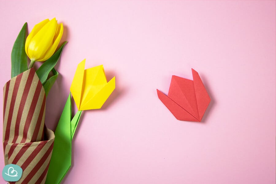 Tulpe falten | einfache Origami Faltanleitung - Wunderbunt.de