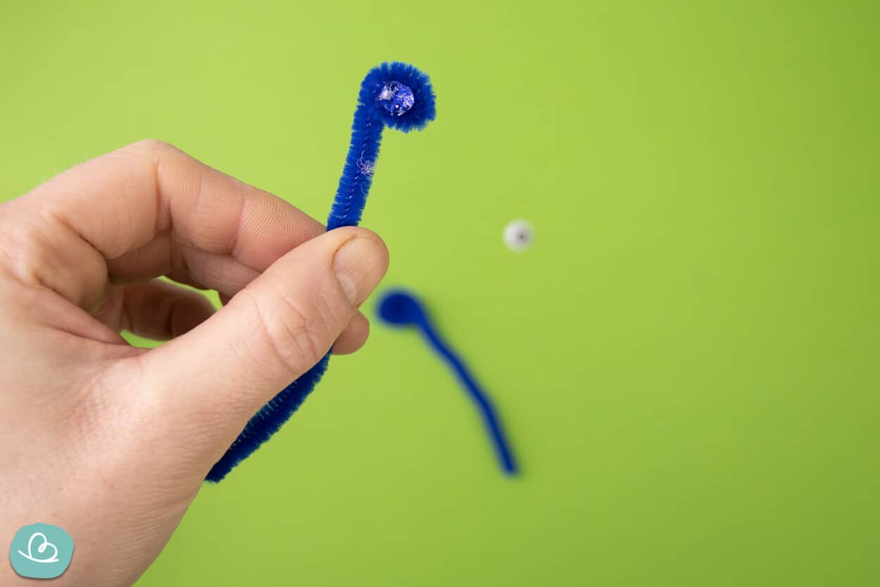 Schnecke basteln aus Pappteller | einfache Anleitung - Wunderbunt.de