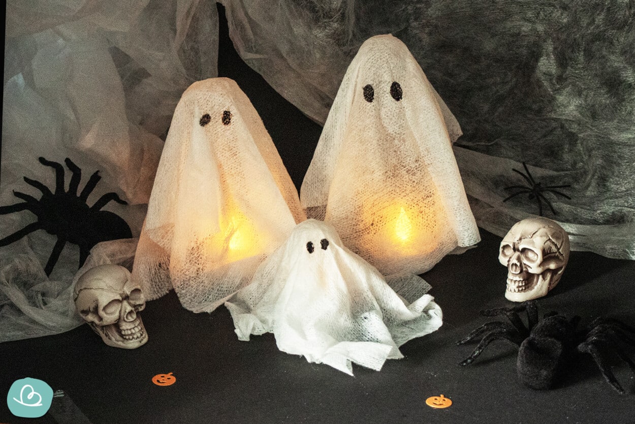 Gespenster basteln | einfache Anleitung für Halloween-Geister ...