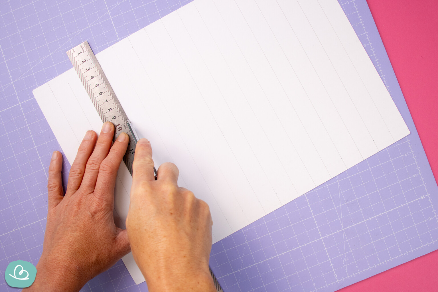 Papierfächer falten | DIY-Anleitung für ein Fächer aus Papier ...