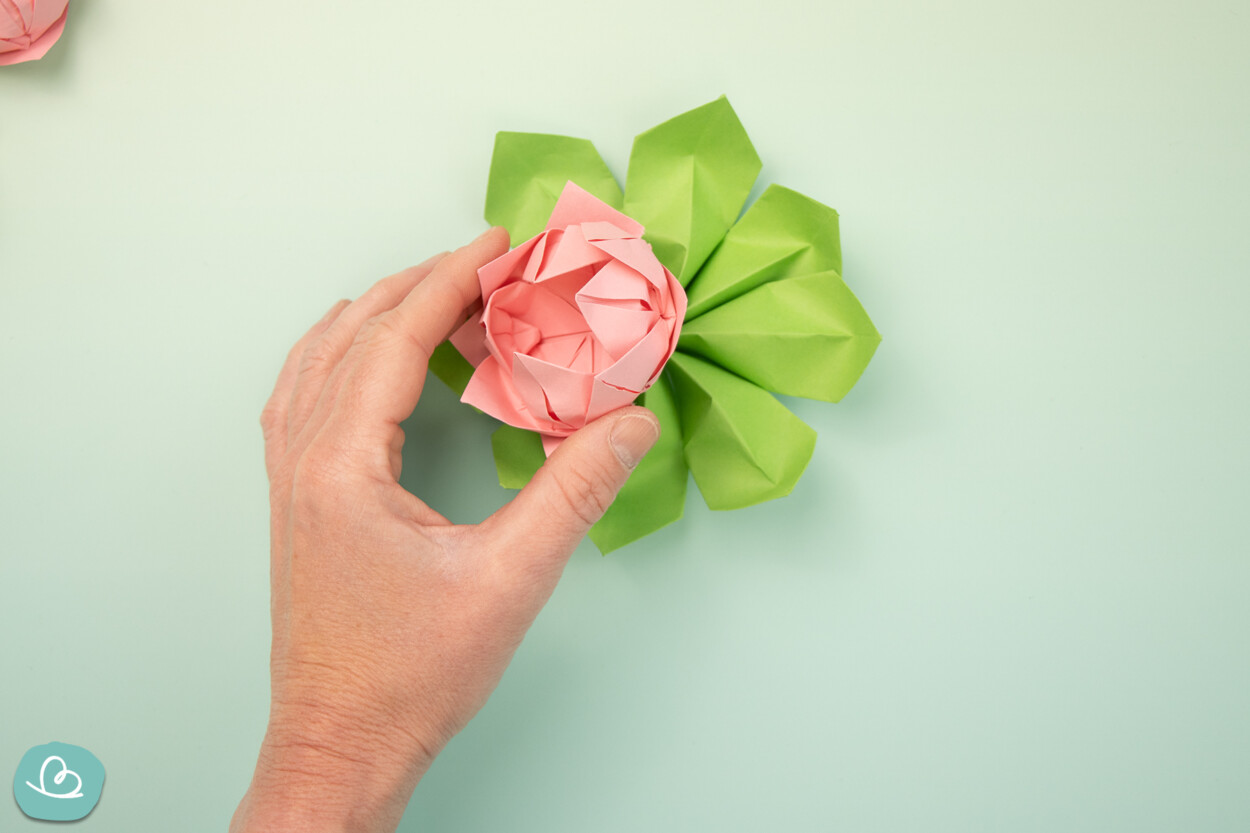 Lotusblume aus Papier basteln