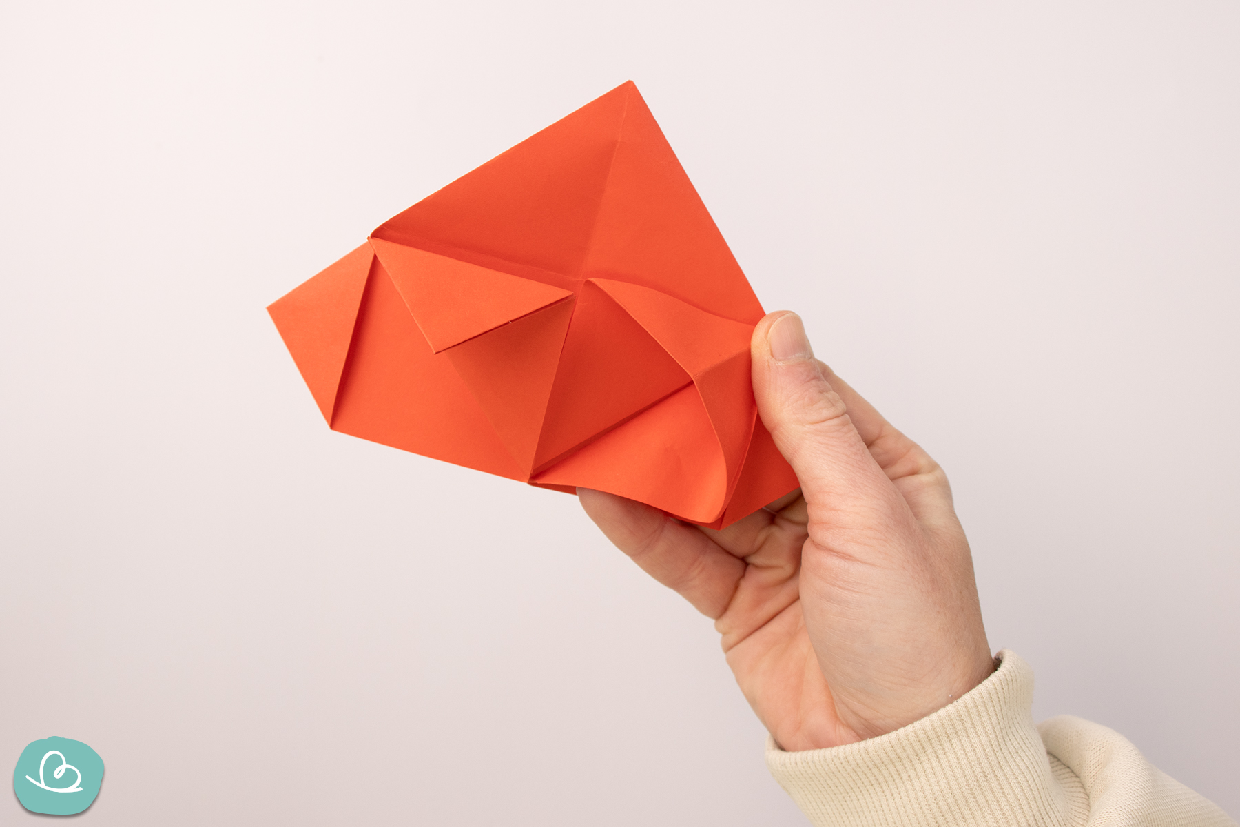 Linke Papierlasche geöffnet