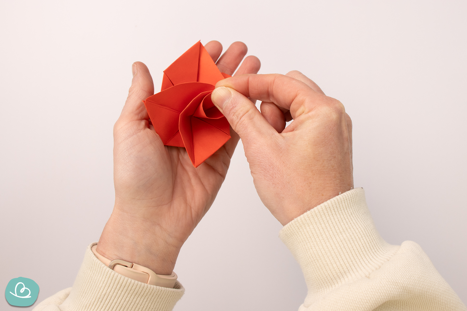 Rosenblüte aus Papier basteln