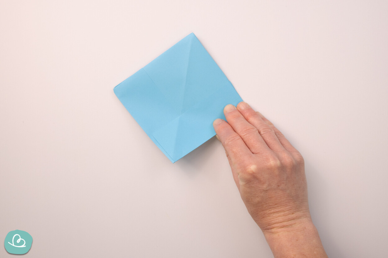 Boot falten mit Papier