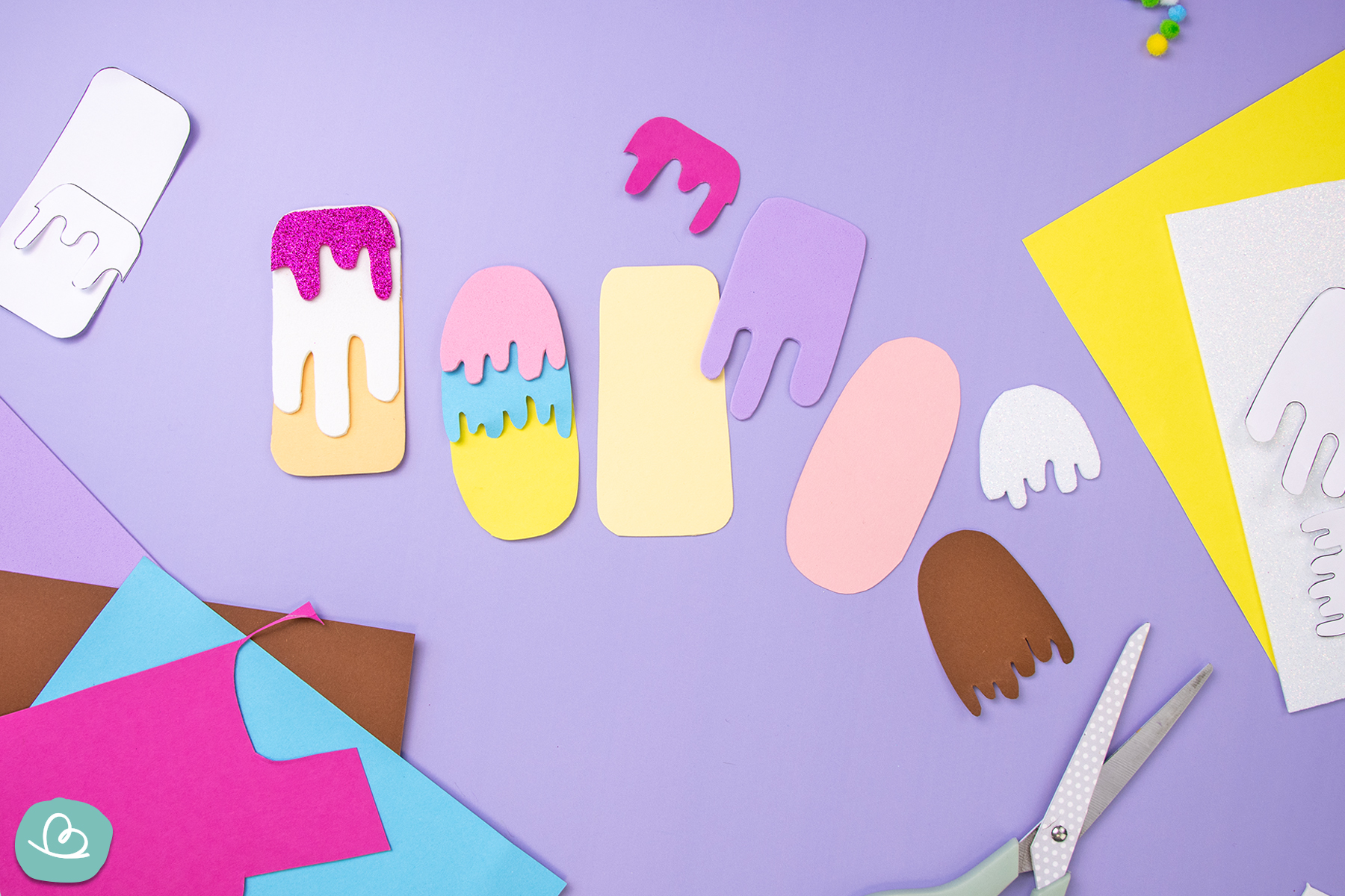 Eis aus Papier in verschiedenen Farben und Designs