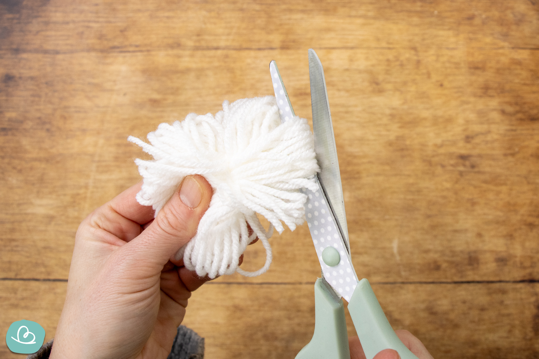 Schlaufen auseinander schneiden