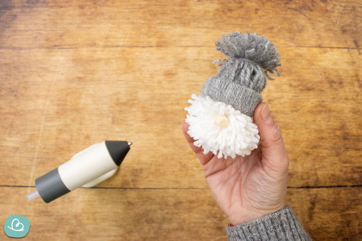 Weihnachtswichtel aus Wolle