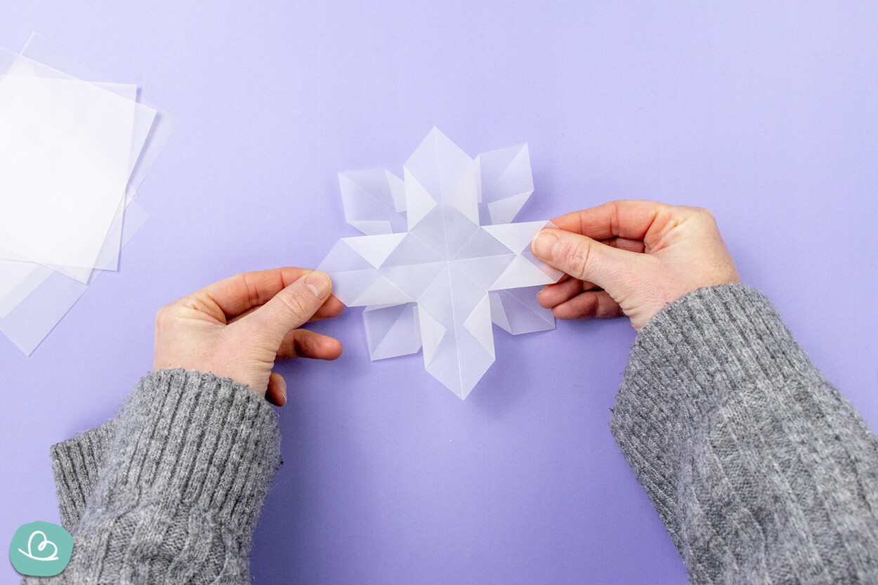 Stern aus Transparentpapier falten