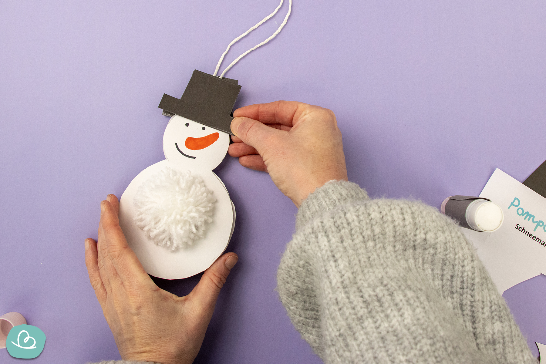 Schneemann-Hut basteln